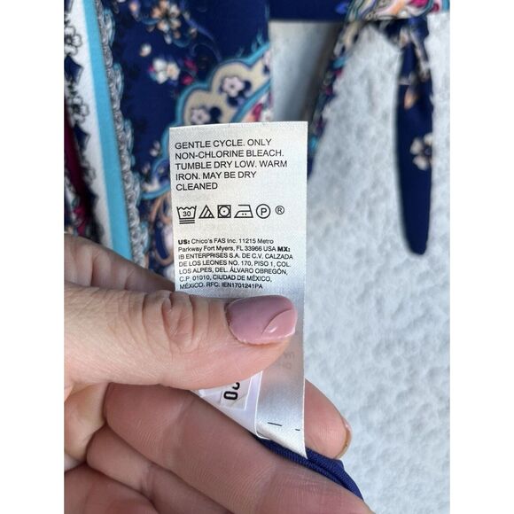 Chico’s Medallion Print Tie Sleeve Dress - Size 1= Medium Or 8 - Multicolored - Picture 11 of 11